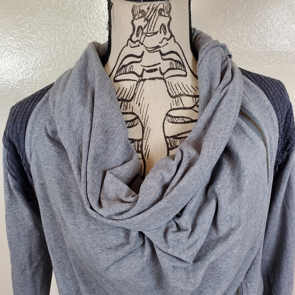 Lululemon Asymmetric Cowl Neck Zip Up Jacket - Picture 4 of 5
